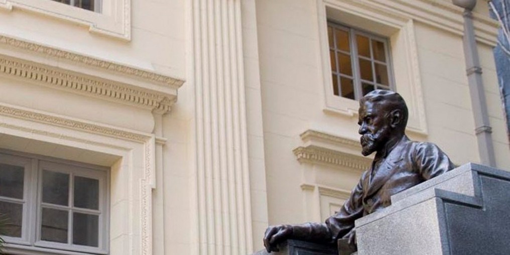 Acadêmia Brasileira de Letras reabre bibliotecas para o público