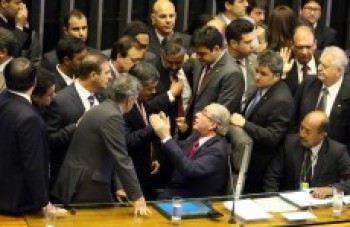 Chapa da oposição é eleita para a comissão do impeachment