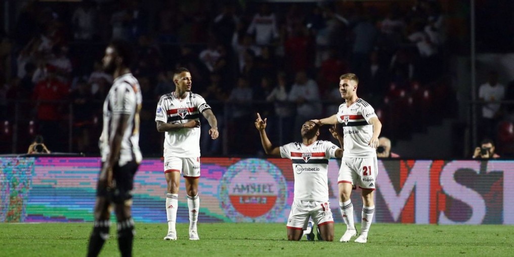Nikão garante vitória do São Paulo sobre o Ceará na Sul-Americana