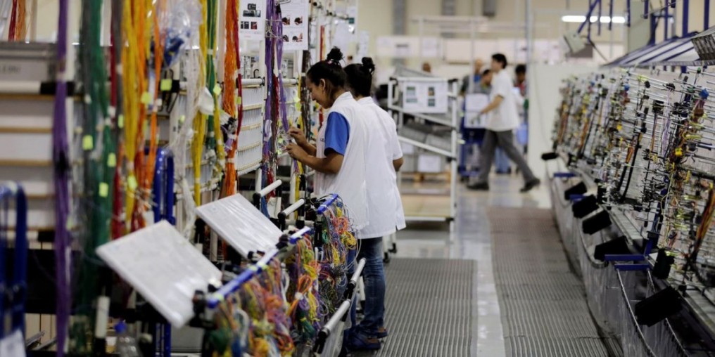 Camex reduz tarifas de glifosato e resinas plásticas