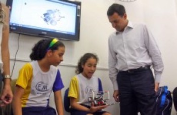 Prefeito participa de fim de ano letivo