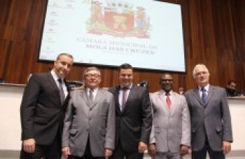 "Mandato terá um tom conciliador", diz Araújo, eleito à presidência da Câmara ade Mogi