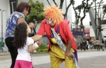 Bubu realiza evento para o Dia do Palhaço