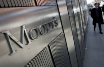 Moody's pode reduzir nota da dívida do país