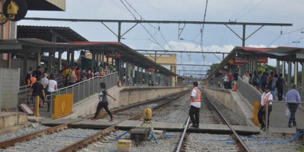 Estação Mogi da CPTM tem ação de incentivo à leitura