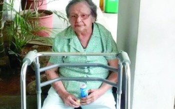 Idosa é impedida de entrar na Caixa