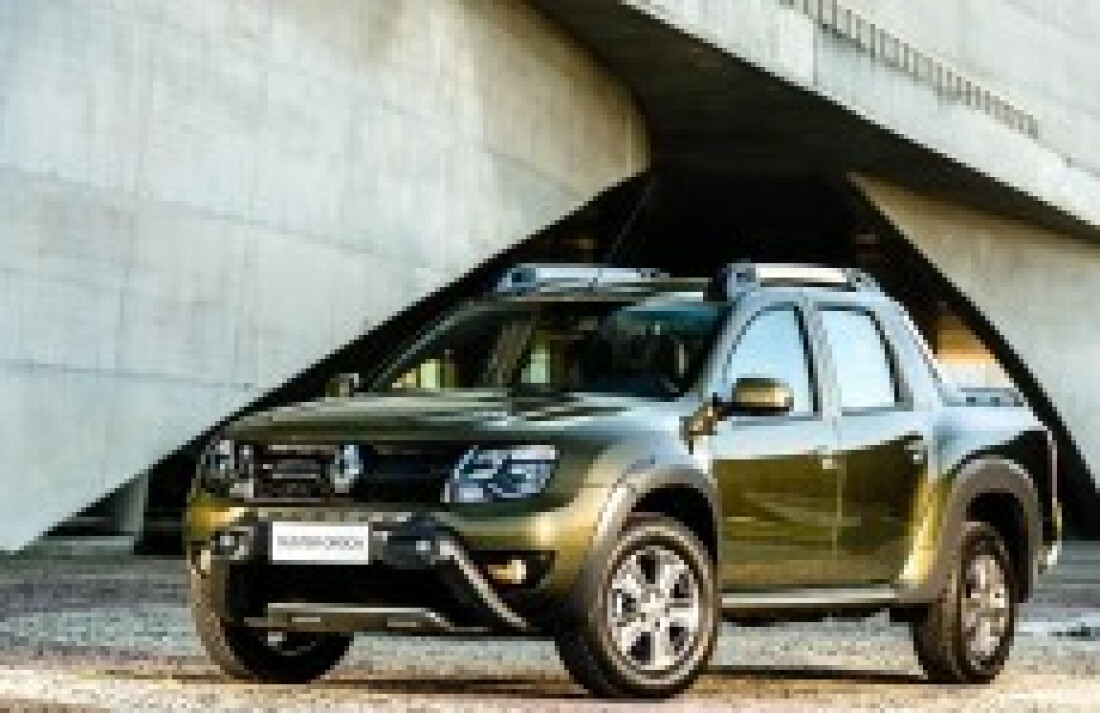 Duster Oroch e Sandero 2.0 são eleitos os melhores de 2015