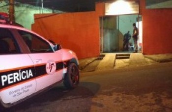 Tio invade igreja evangélica e mata o sobrinho com um facão