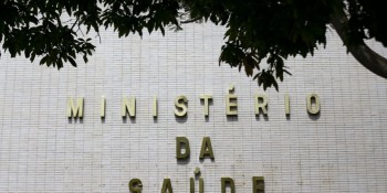 Saúde anuncia compra de insulina em meio a risco de desabastecimento