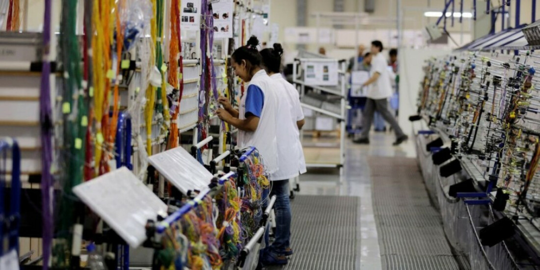 Atividade econômica cai 0,8% em maio, mostra Monitor do PIB da FGV