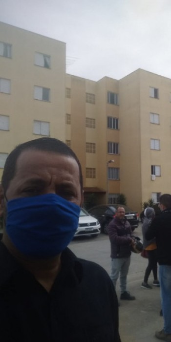 Moradores reclamam de estrutura precária em condomínio em Mogi