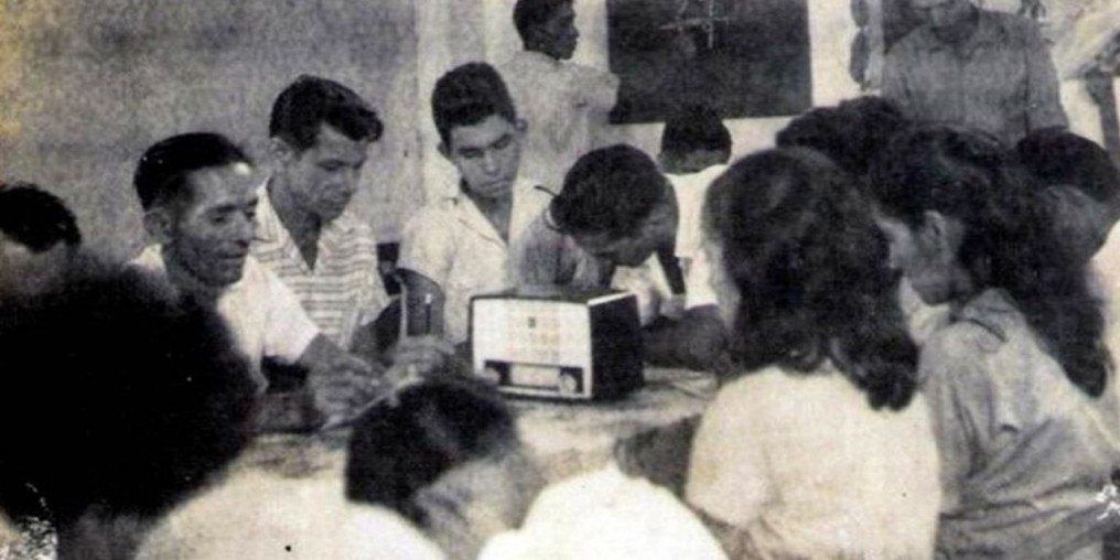 Cem anos do rádio no Brasil: caráter educativo marca história da mídia