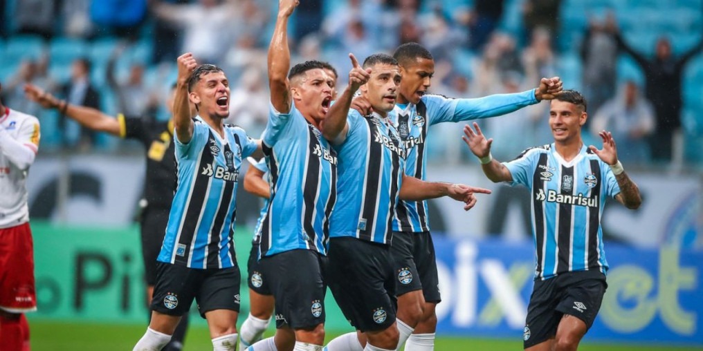 Série B: Grêmio vence Tombense e Sampaio Corrêa bate Vasco em casa