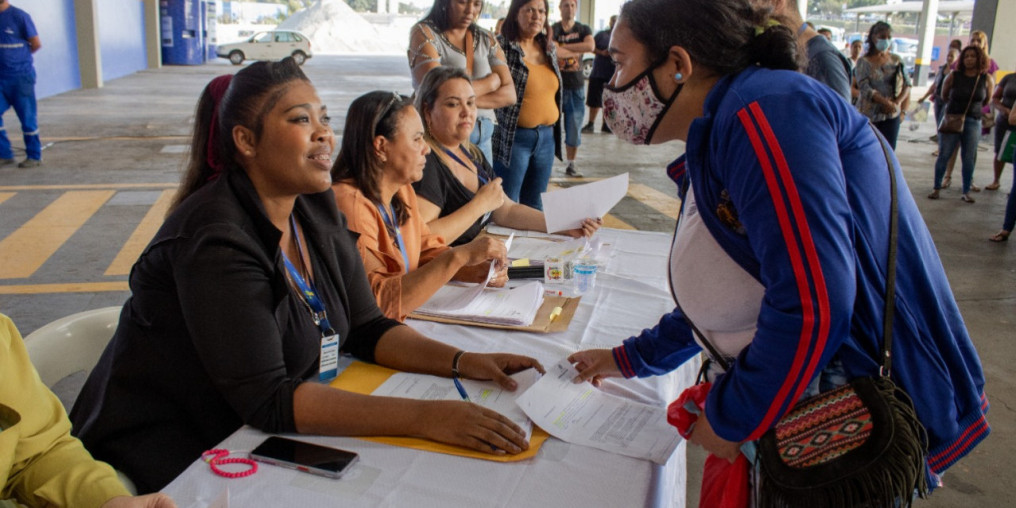 Itaquá assina contrato de 500 selecionados no programa