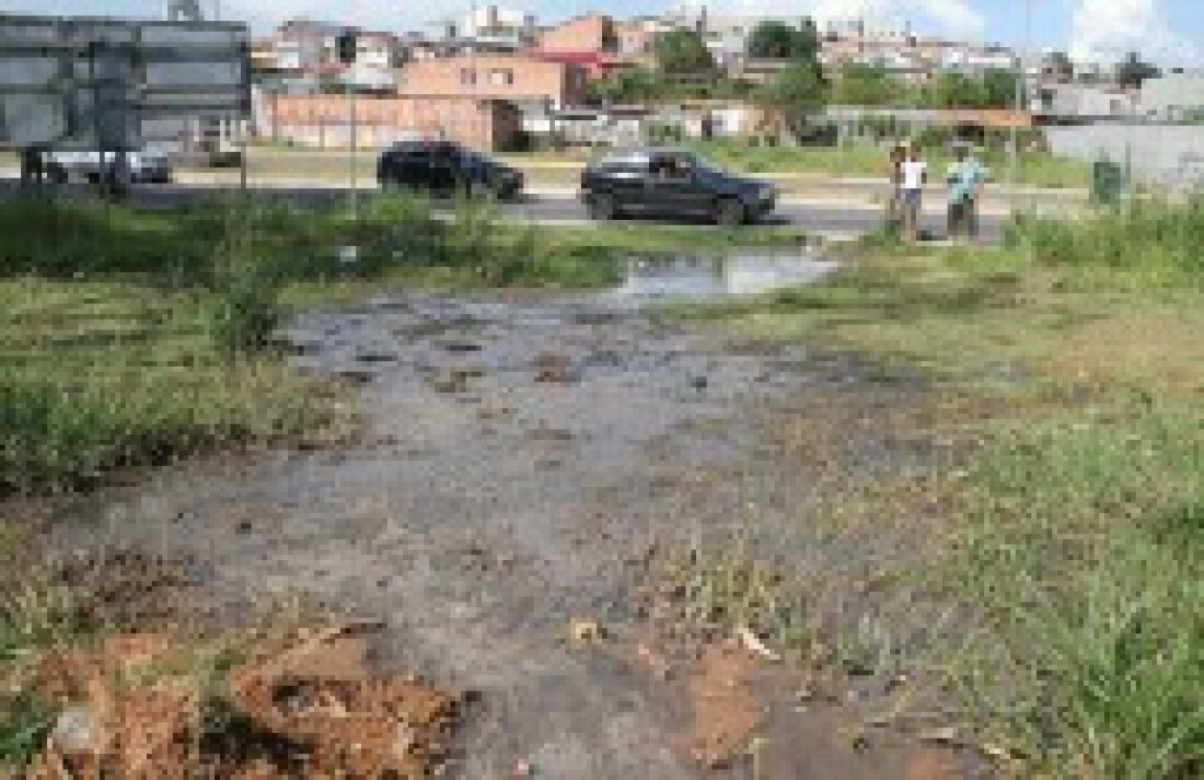 Vila Municipal convive com problemas de esgoto