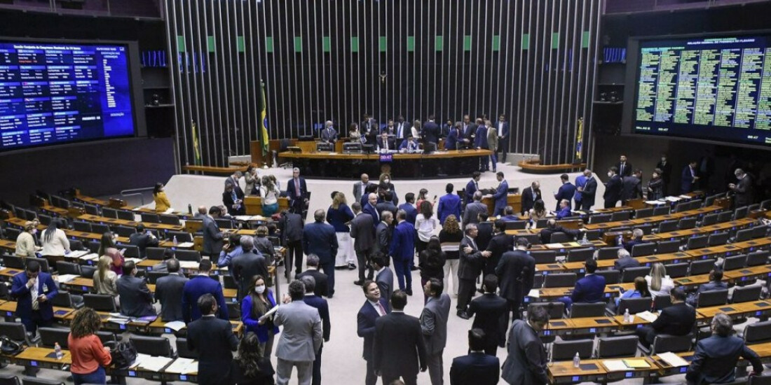 Câmara aprova PEC dos Benefícios Sociais em segundo turno