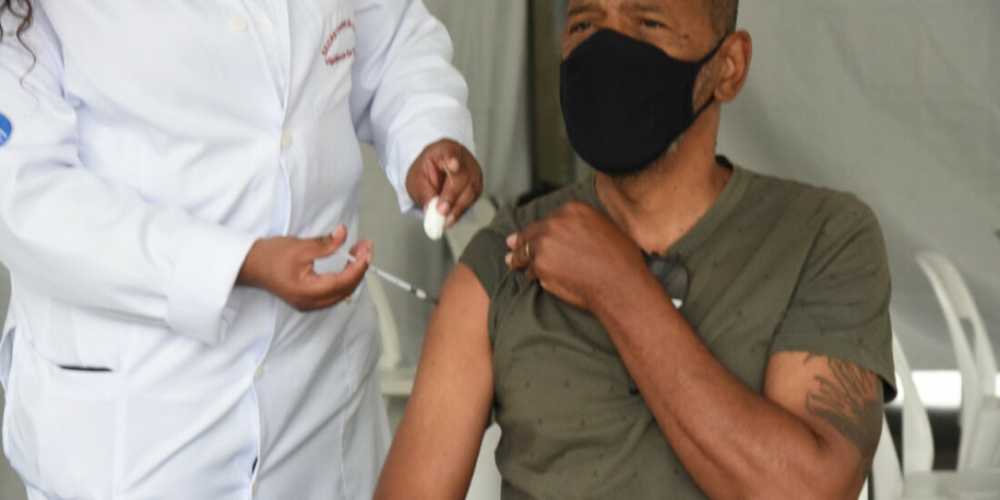 Alto Tietê mantém vacinação na faixa 40 para quarta dose