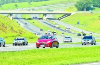 1,8 milhão de carros devem deixar a capital
