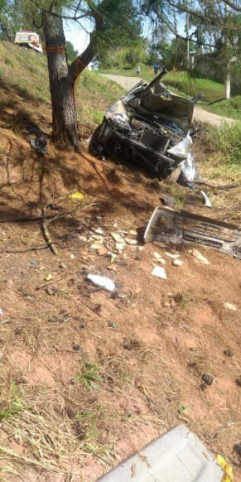 Motorista morre após atropelar e matar idoso