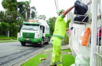 Mogi fica sem coleta de lixo hoje, 25 e também no dia 1º de janeiro
