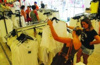 Ano-Novo aquece vendas no comércio