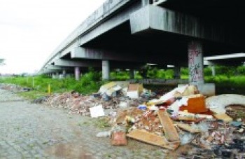 Falta de manutenção em vias públicas geram transtornos