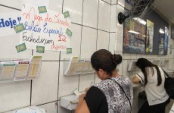 Apostadores da região sonham alto com a Mega-Sena da Virada