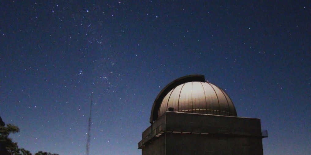 Observatório em Minas Gerais capta meteoro brilhante