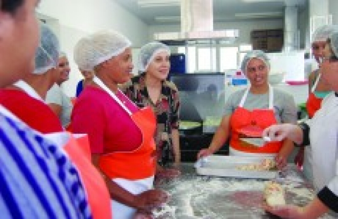 Itaquá atende mais de 3 mil famílias em projetos sociais