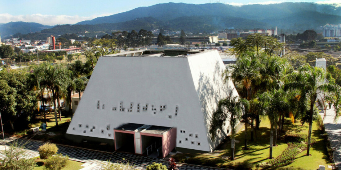Câmara de Mogi recebe Santa Casa para debater convênio