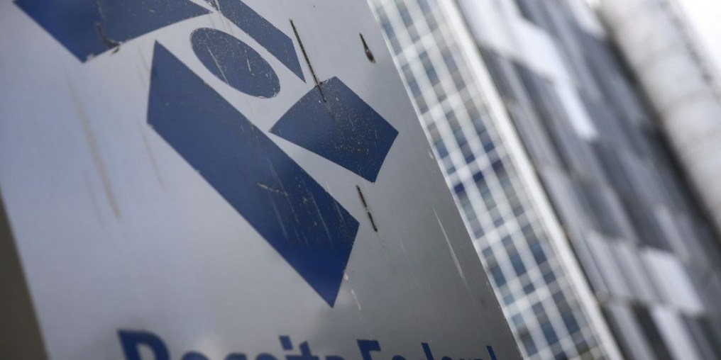 Receita alerta para golpe do falso IOF antecipado via Pix