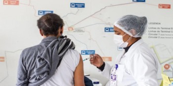 Vacinação ocorre de segunda a sexta-feira em Mogi
