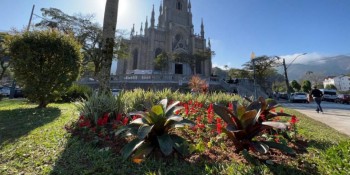 Catedral de Petrópolis é reaberta ao público