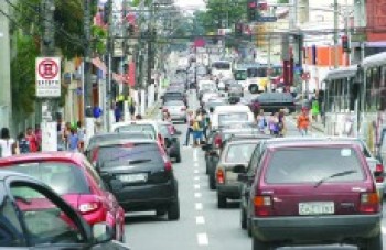 Motoristas começam a receber aviso de cobrança do IPVA
