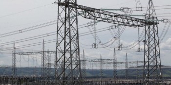 Aneel leiloa 13 lotes de transmissão de energia