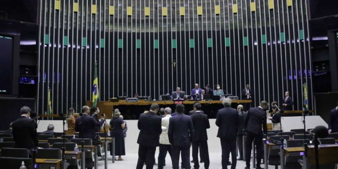 Câmara aprova MP que aumenta margem do crédito consignado