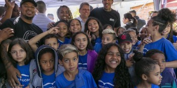 Estado anuncia instalação de rede de esgoto na Favela dos Sonhos