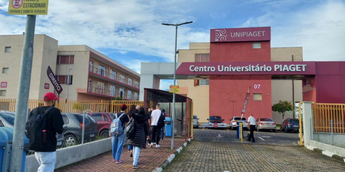 Unipiaget realiza plantão do Imposto de Renda