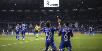 Cruzeiro vence no Mineirão e amplia vantagem na liderança da Série B