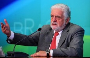 Ministro nega grande pacote para economia