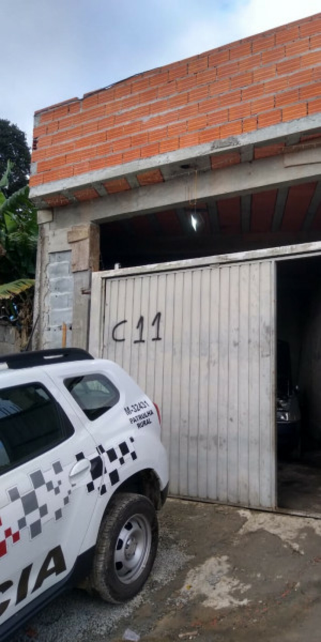 Polícia Militar localiza desmanche de veículos