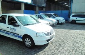 Cinco veículos de transporte clandestino são apreendidos