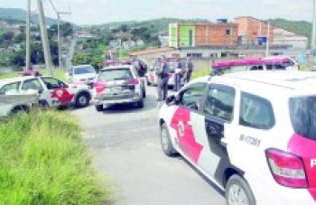 Assalto em Jacareí acaba no Botujuru