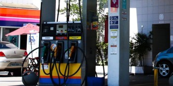 Governo de São Paulo reduz imposto sobre a gasolina