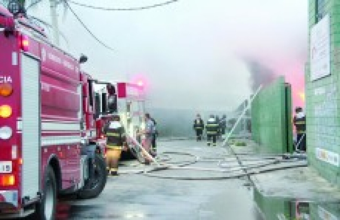 Sede da Cruma em Poá é destruída pelo fogo