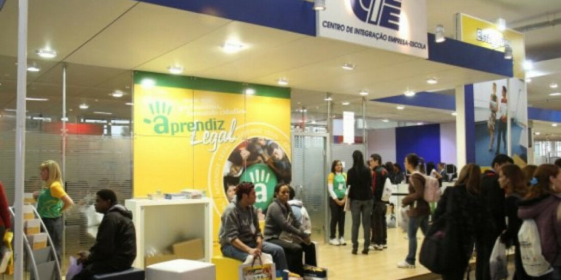CIEE tem mais de mil vagas de estágio e aprendizagem