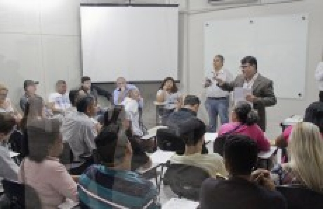 Comerciantes de Poá esperam solução em nova reunião hoje