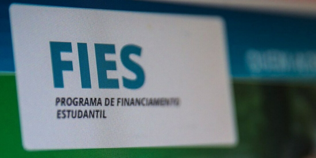 Lei que permite renegociação de dívidas do Fies é sancionada