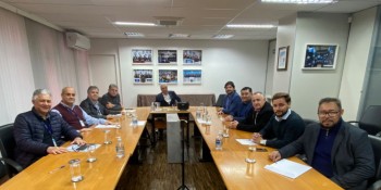 Prefeito apresenta demandas ao presidente da Sabesp