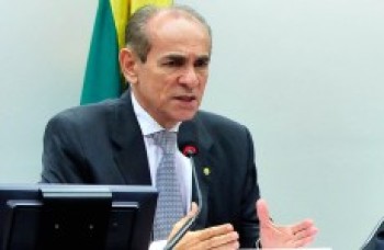 Governo distribuirá 50 mil testes